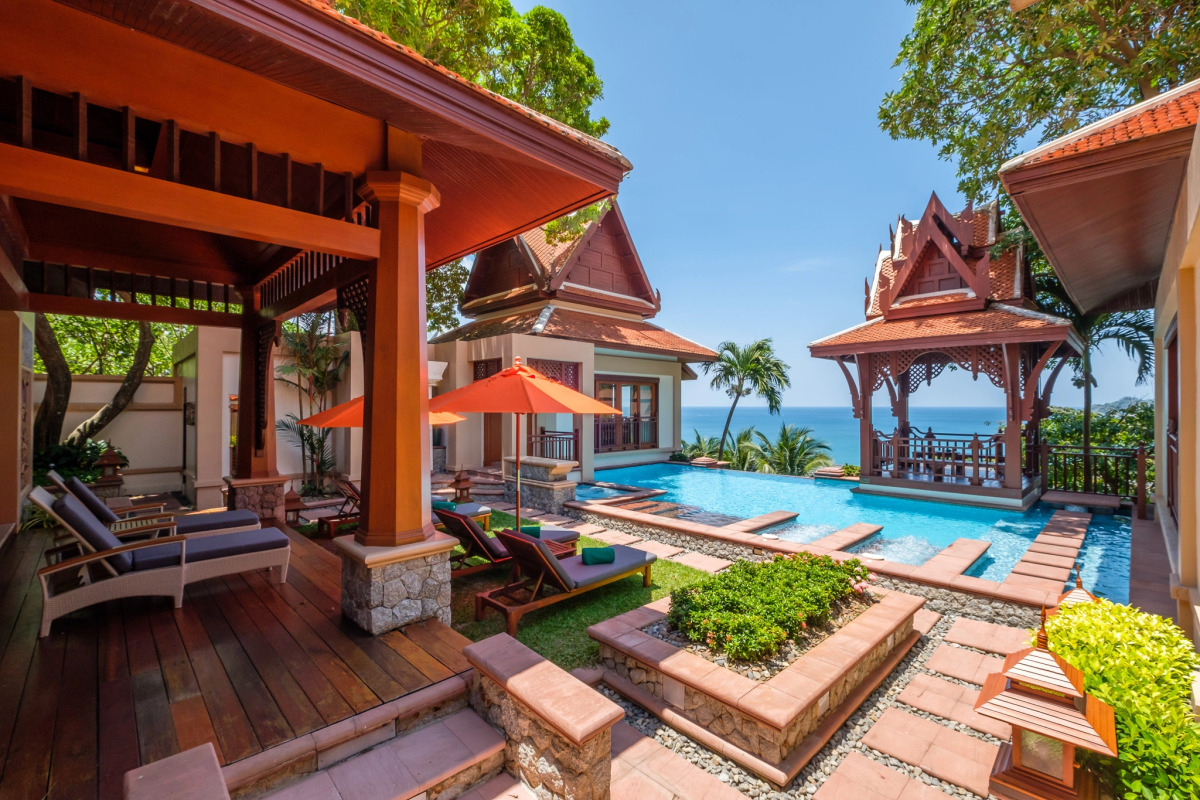 Diamond Cliff Resort & Spa, Patong Beach