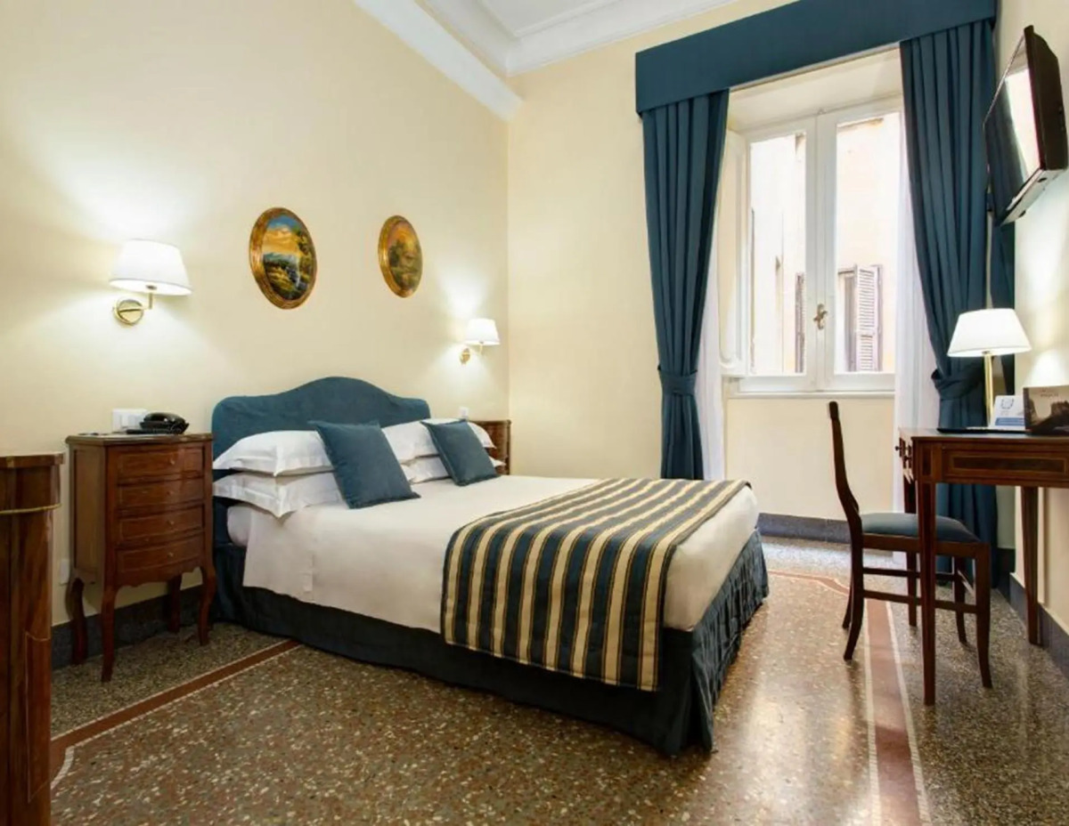 Отель Golden Tulip Rome Piram
