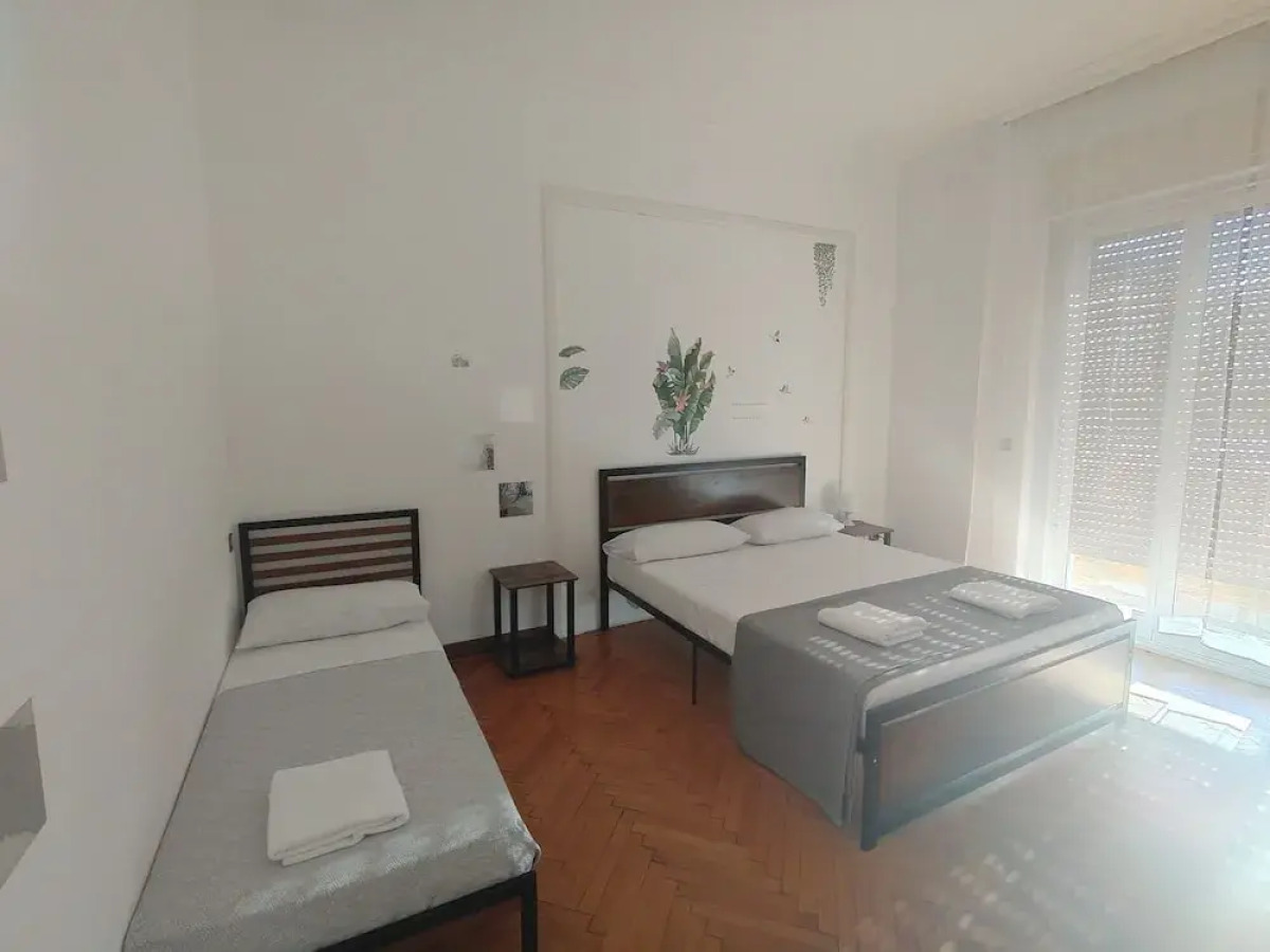 Dock Bay Lodge Hostel