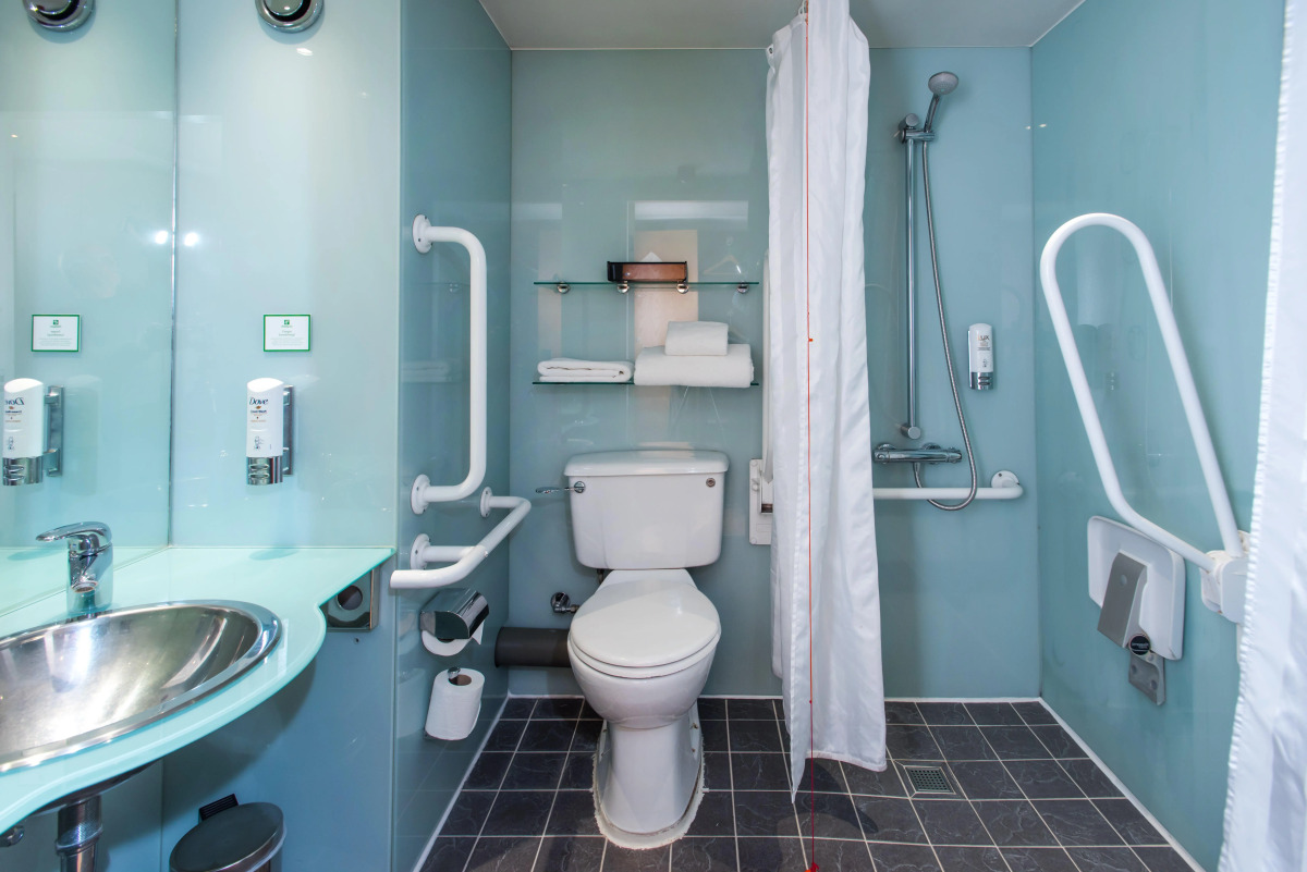 Holiday Inn London - West by IHG