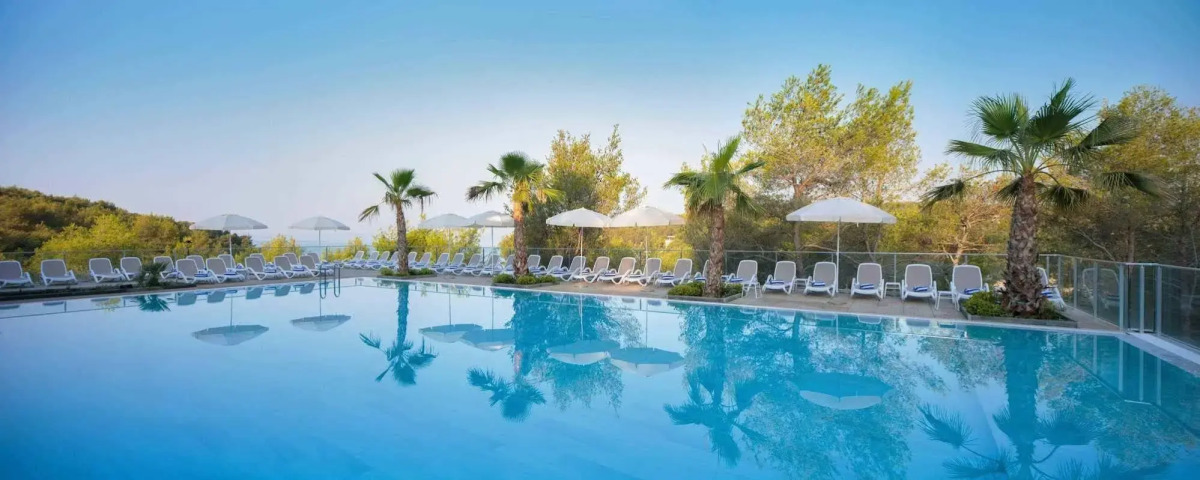 Gava Waterman Milna Resort