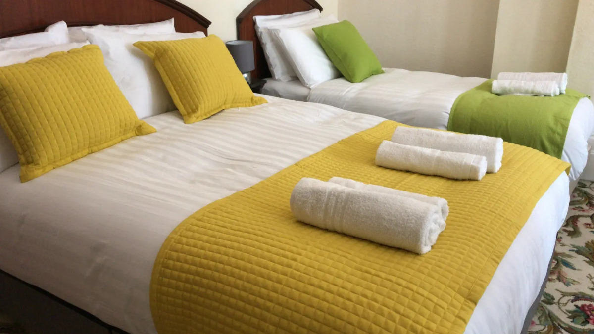 Pearl and Pebbles Hotel