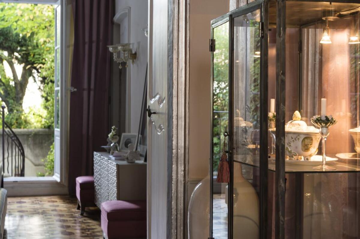 Hôtel Particulier, Le 28