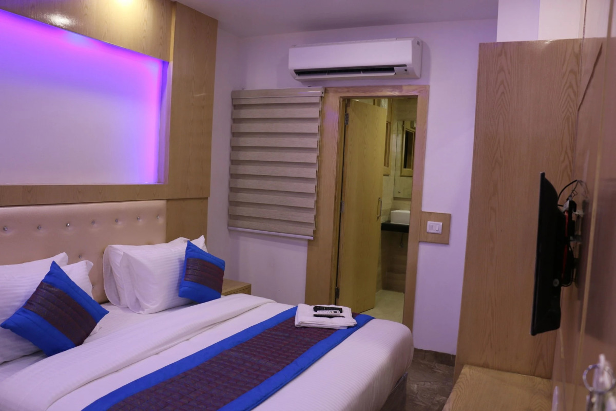 Hotel Prince Palace DX by check in room