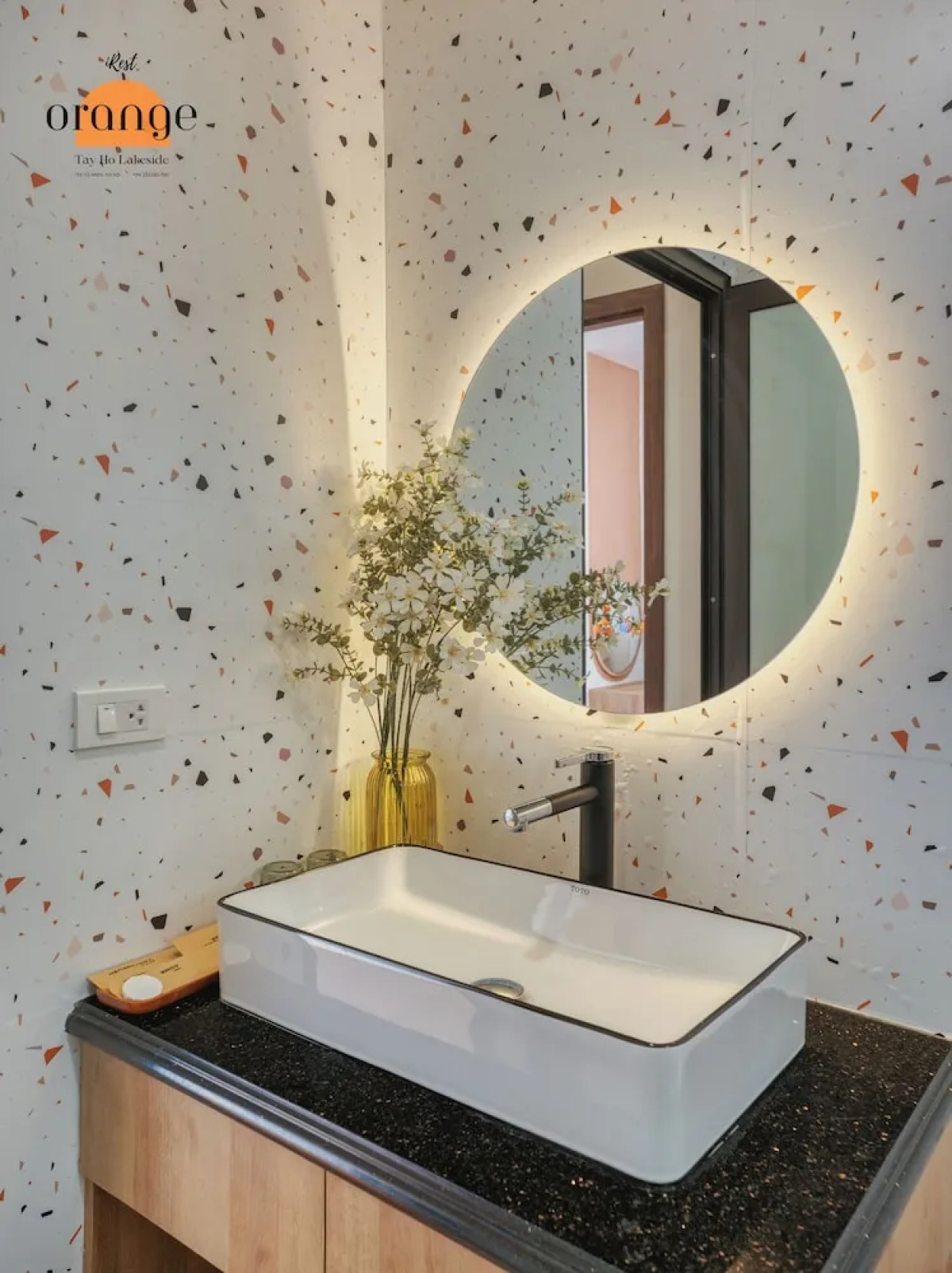 iRest Orange Tay Ho Lakeside Apartment