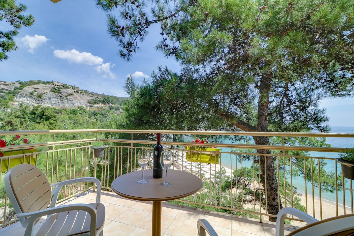 Отель Bomo Tosca Beach