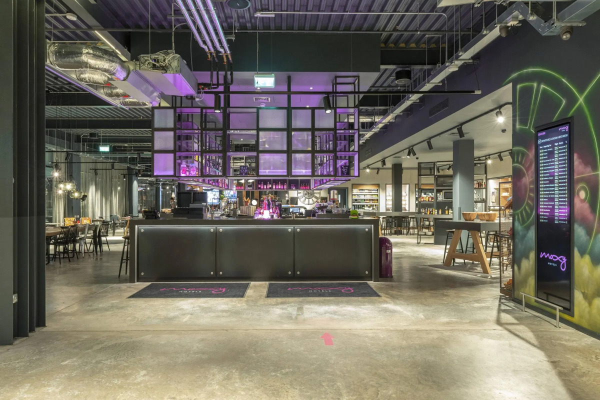 MOXY London Heathrow Airport