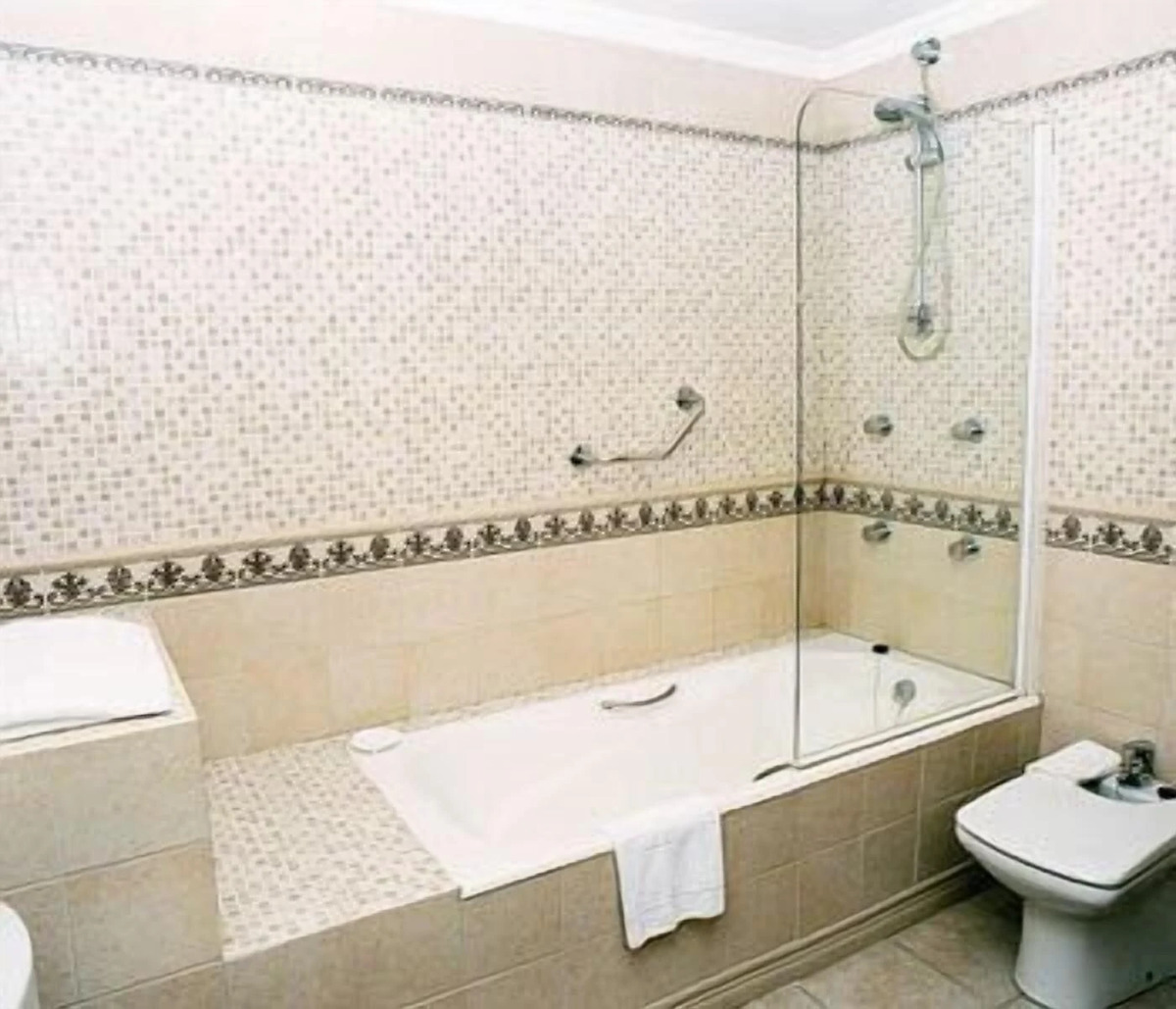 Las Rocas Playa Hotel