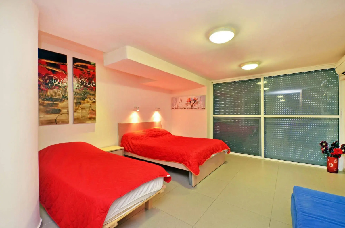 Dormitory Levontine 14