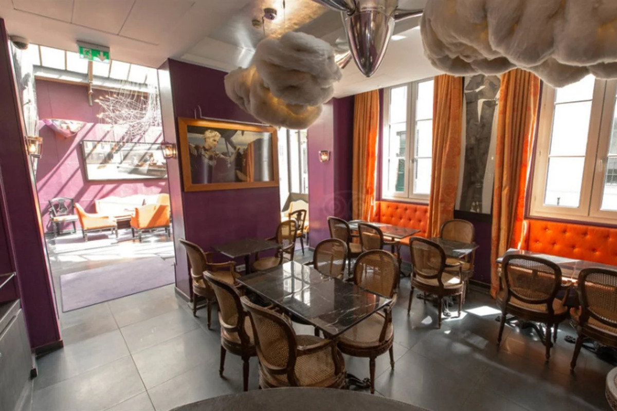 WHO - Windsor Hotel Opera