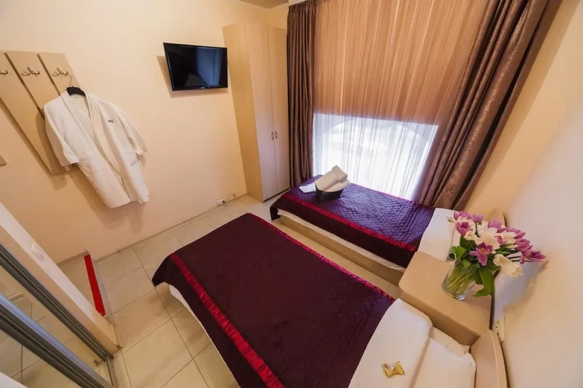 Отель «Зенит»