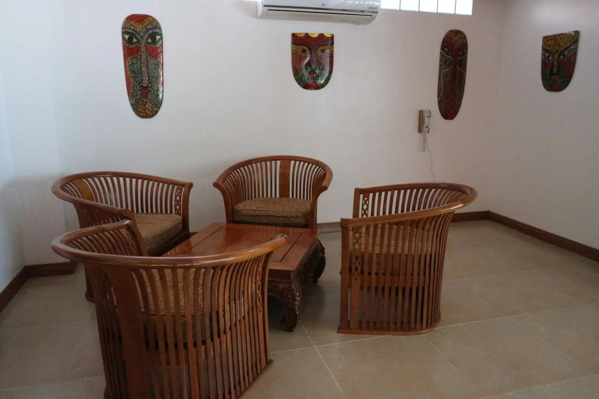 Nigi Nigi Too Beach Resort