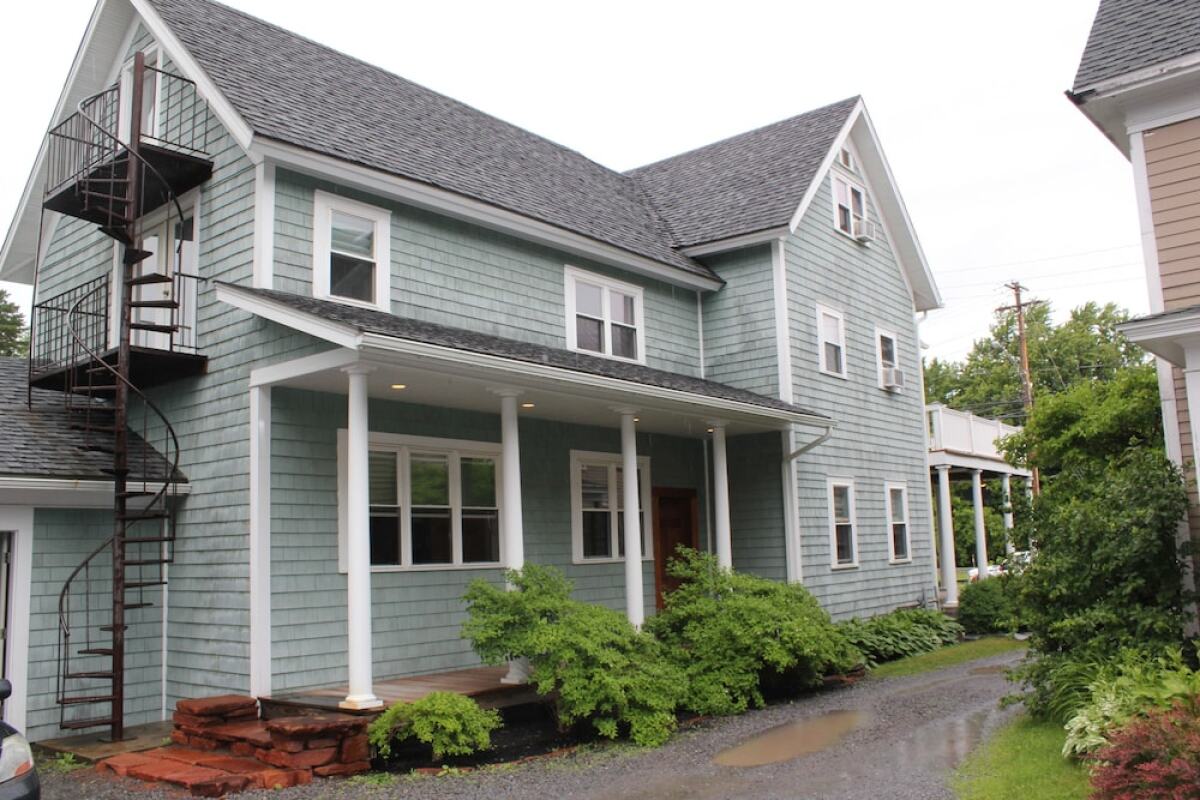 24 East Main Street B&B