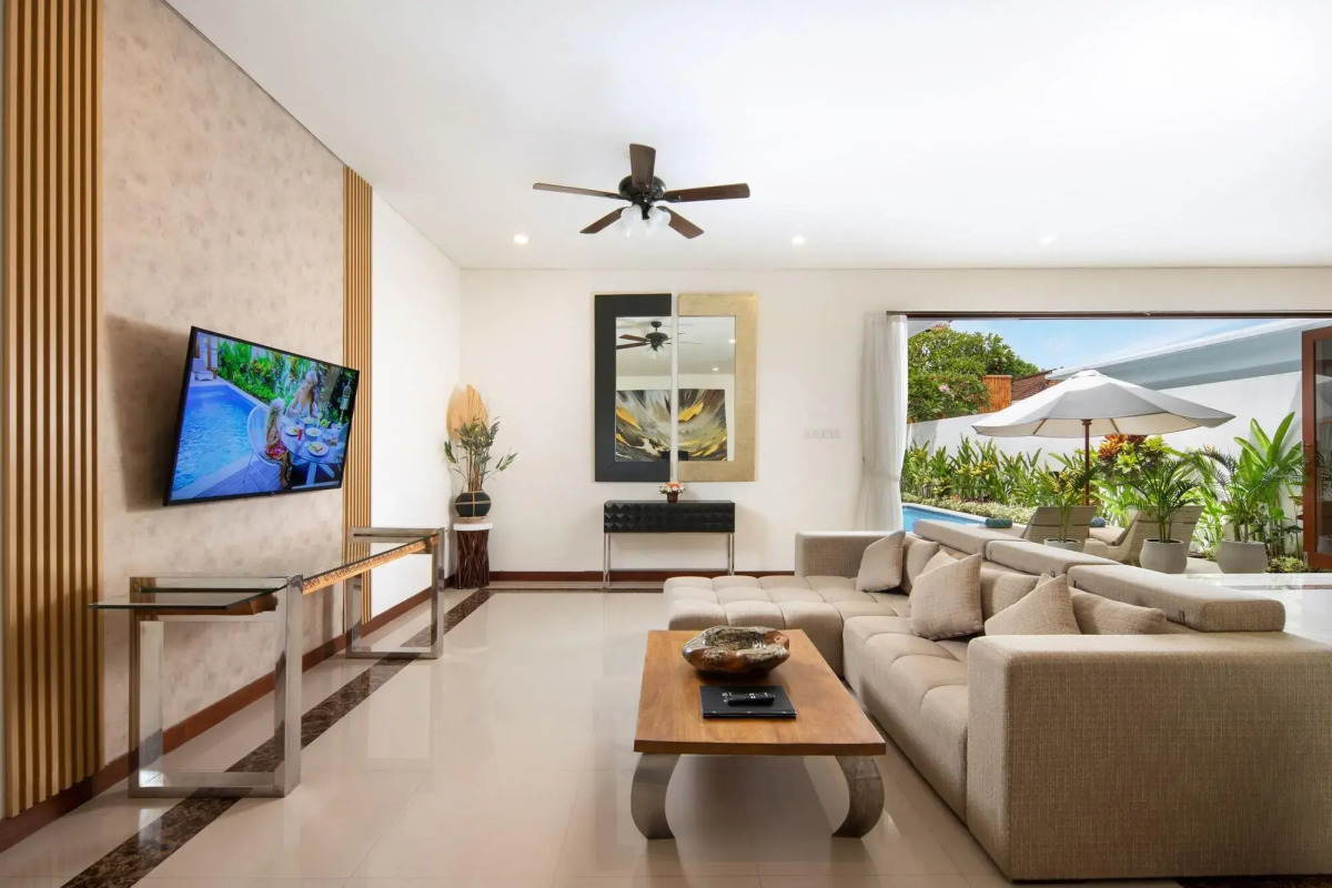 The Luxury Collection, Monaco Blu