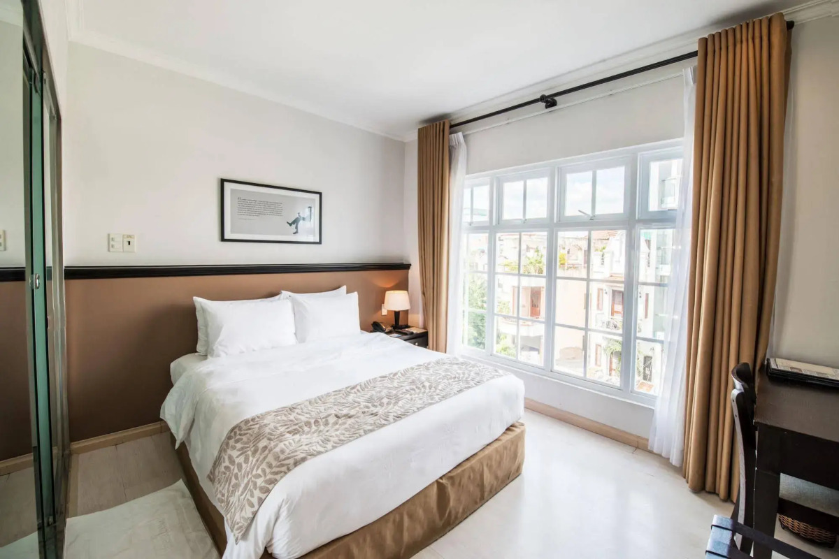 The Alcove Library Hotel