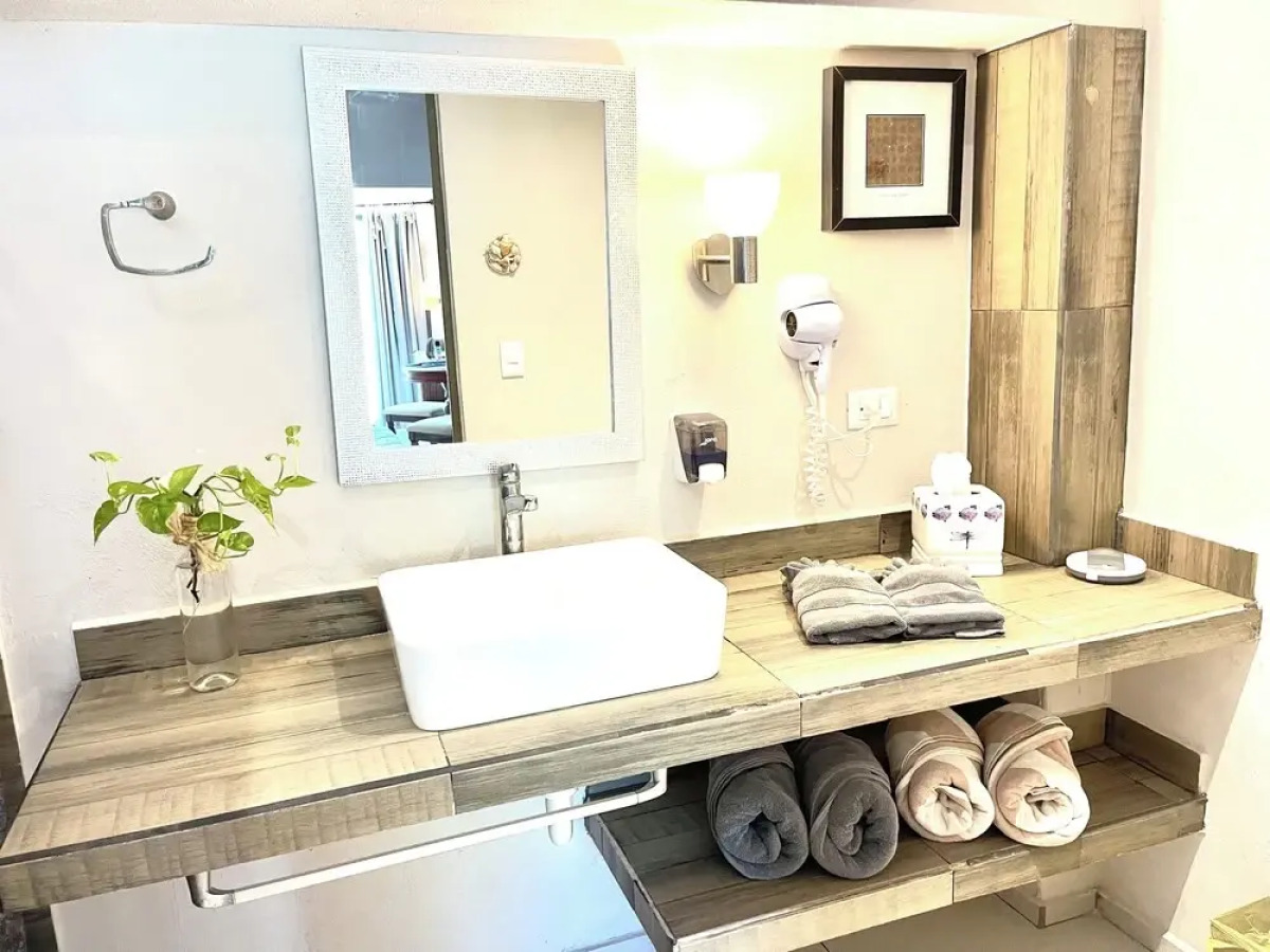 BreMar85 - Private Place Adults Only