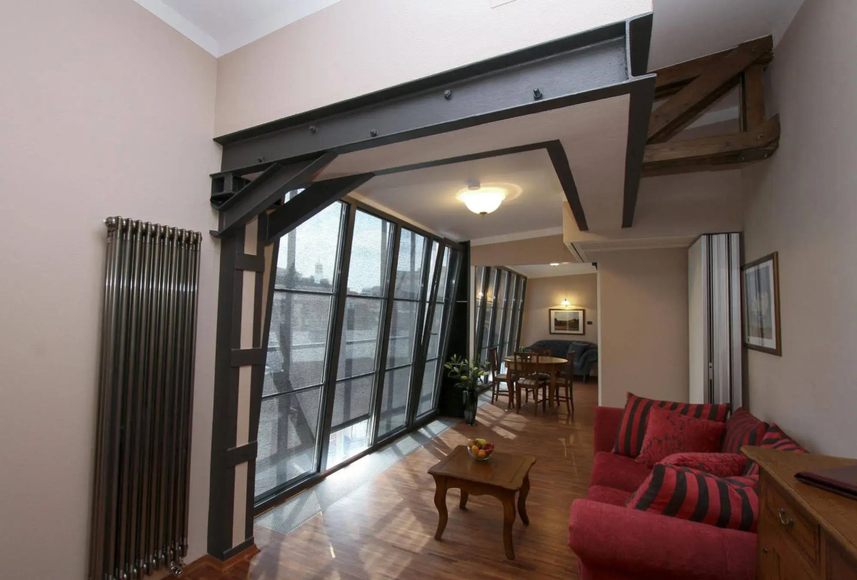 Hornigold w Zielonej Kamienicy