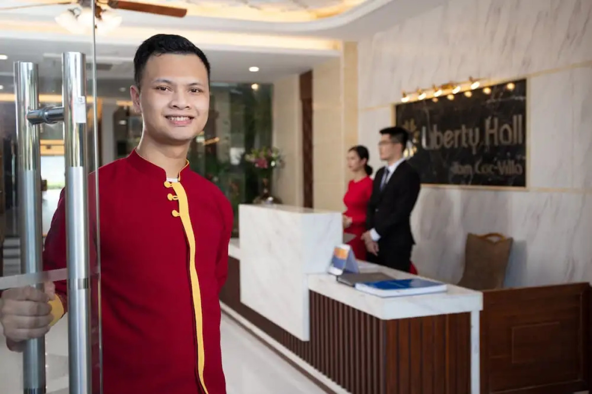 Liberty Hall Tam Coc Hotel & Villa