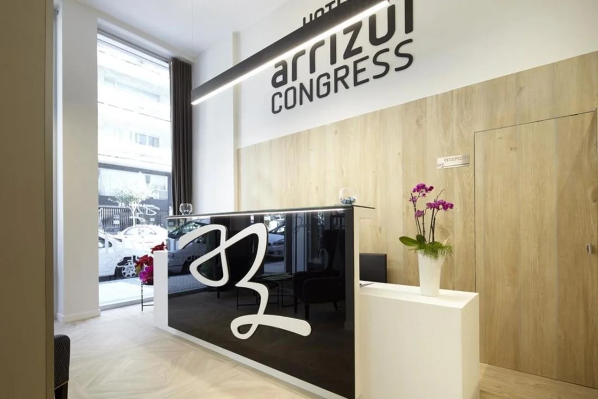 Отлеь Arrizul Congress