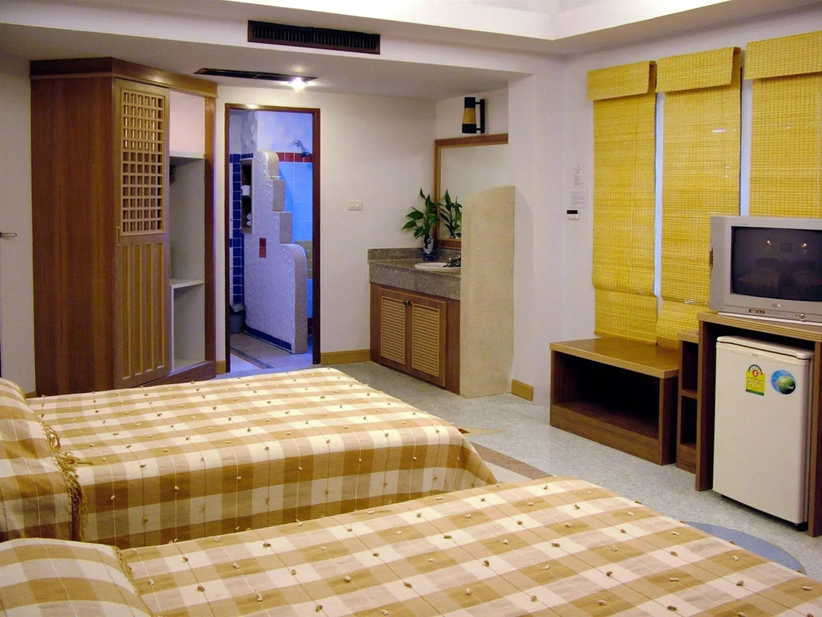 Phranang Place Hotel