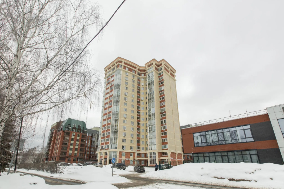 4 Ugla (Четыре угла) на Максима Горького 161