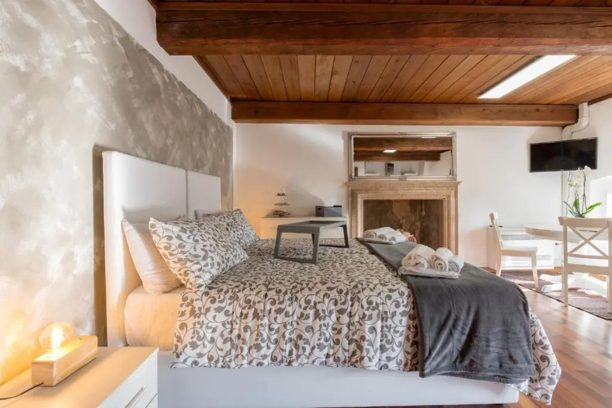 Rooms Castelvecchio - Palazzo Canossa