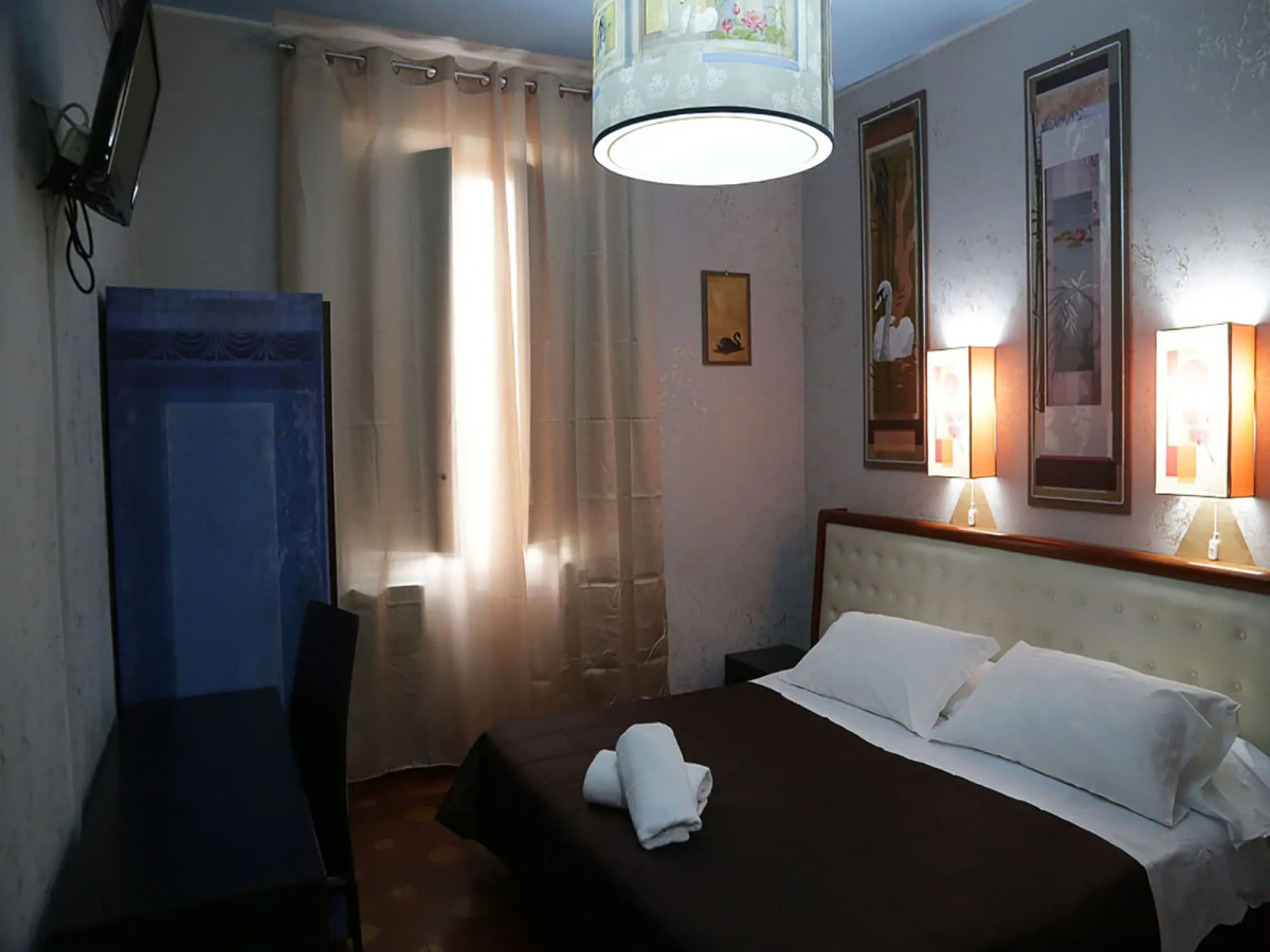 Roma Room Hotel