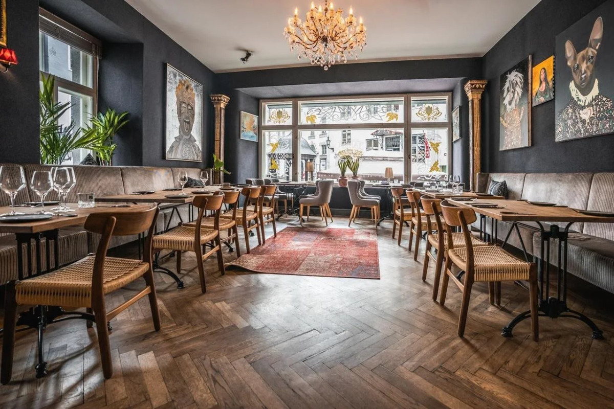 Hotel St. Petersbourg