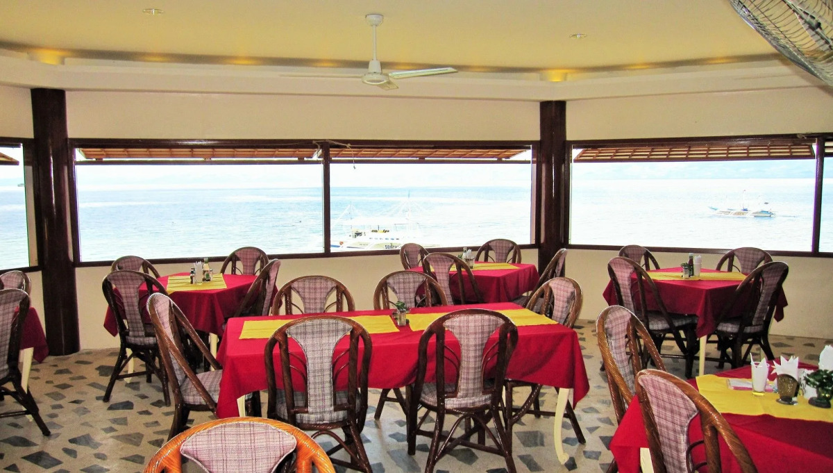 Quo Vadis Dive Resort Moalboal