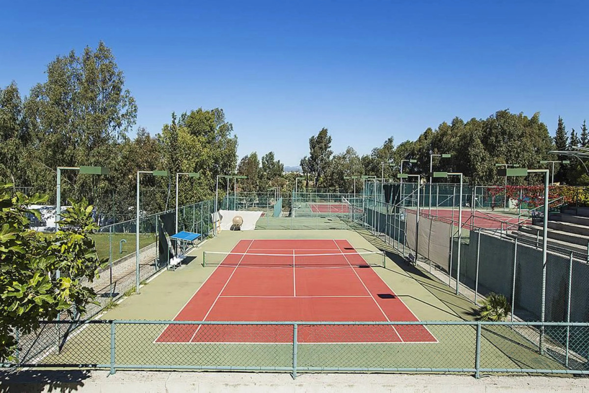 Sunrise Queen Luxury Resort & Spa