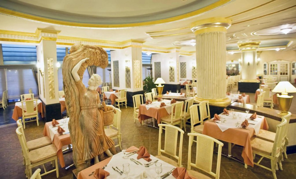 Sunrise Queen Luxury Resort & Spa