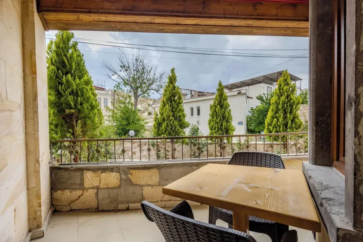 Leo Cappadocia By Sierra