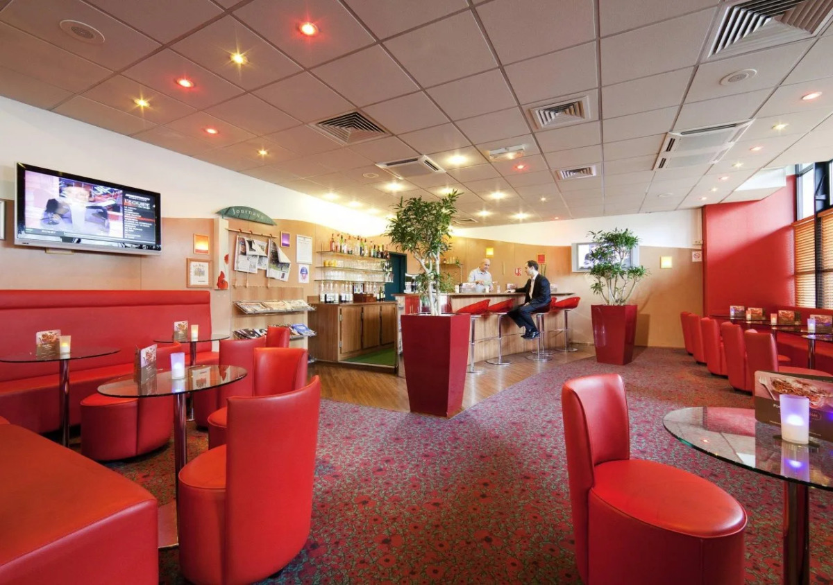 ibis Paris Pantin Eglise