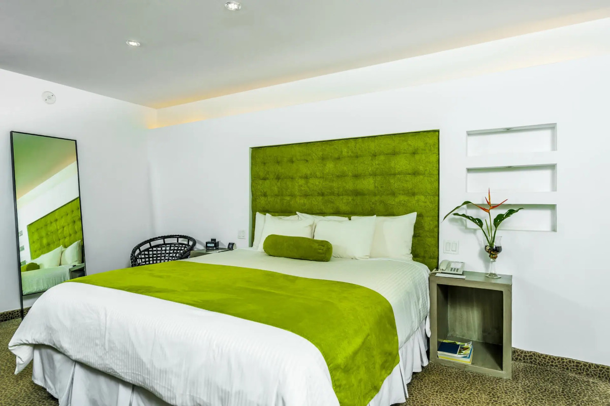 Riande Aeropuerto Hotel & Casino