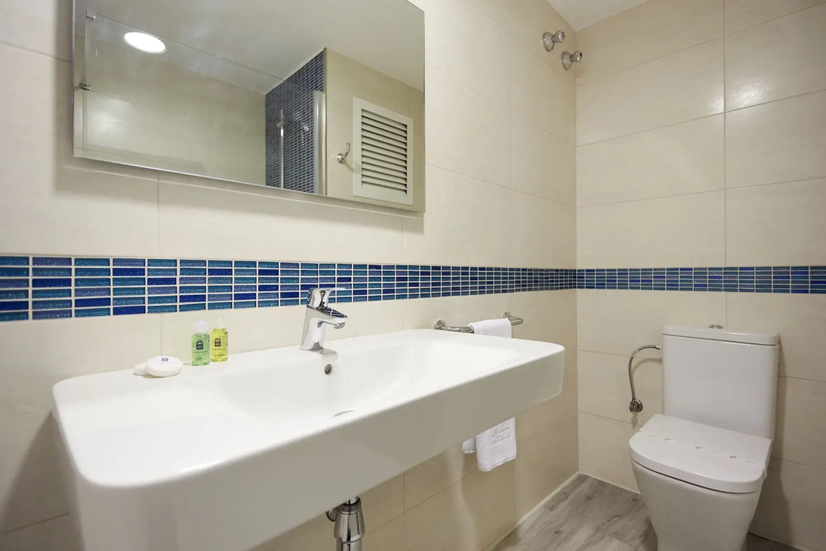 Invisa Hotel Es Pla - Adults Only