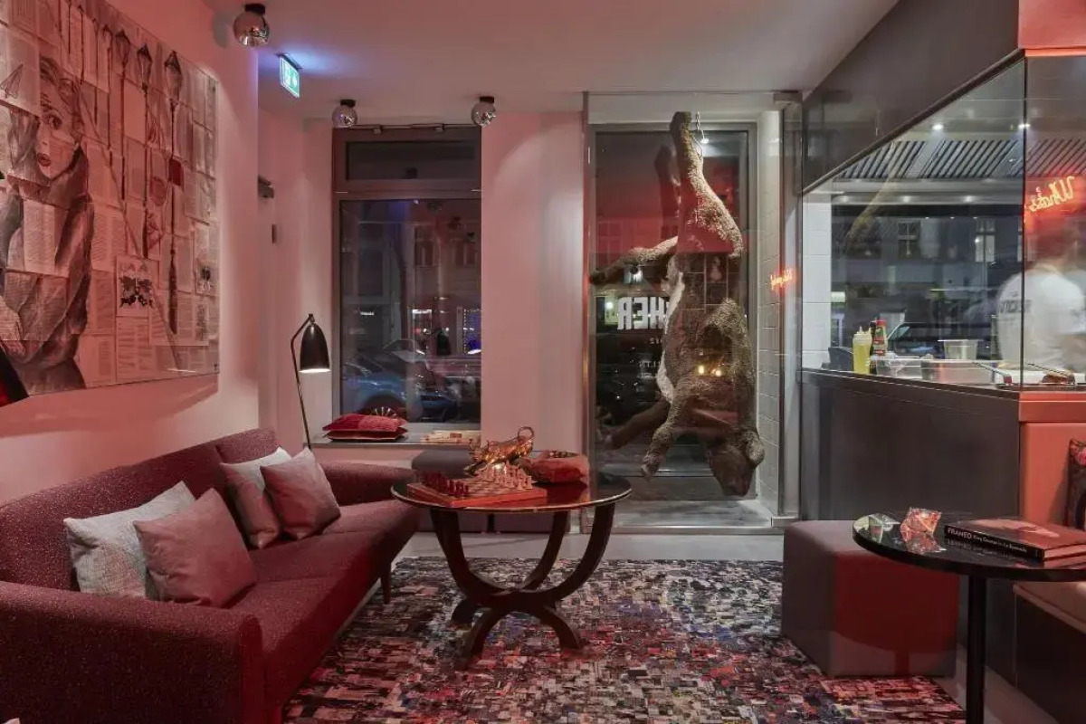 Sir Savigny Hotel, part of Sircle Collection