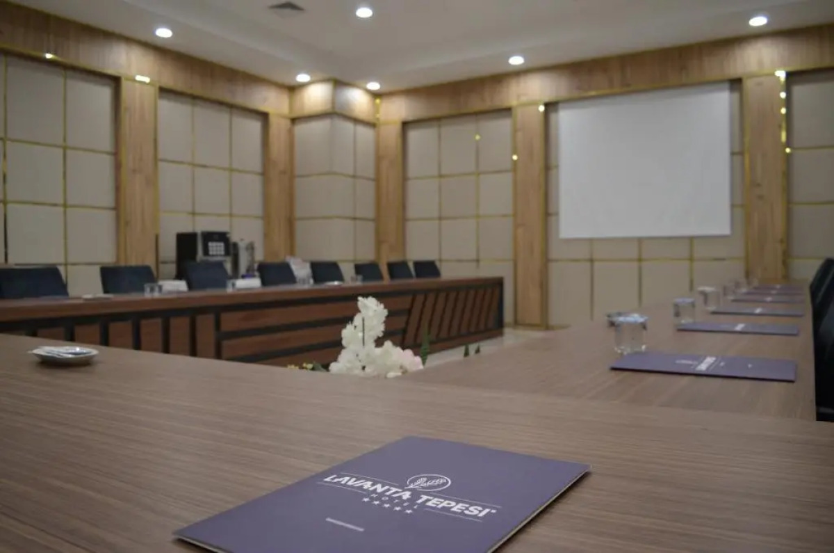 Lavanta Tepesi Hotel