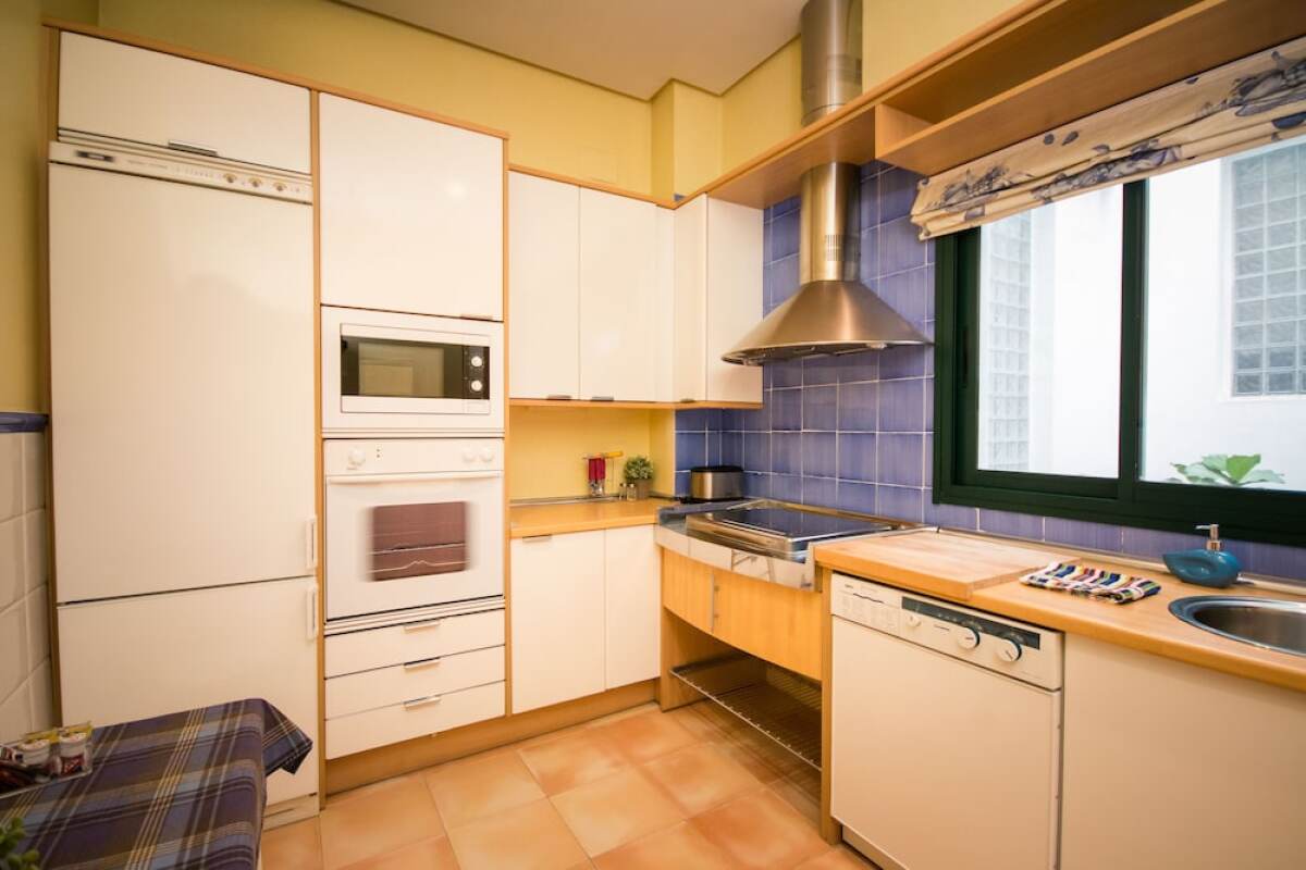 Holidays2Malaga Cathedral Apartments