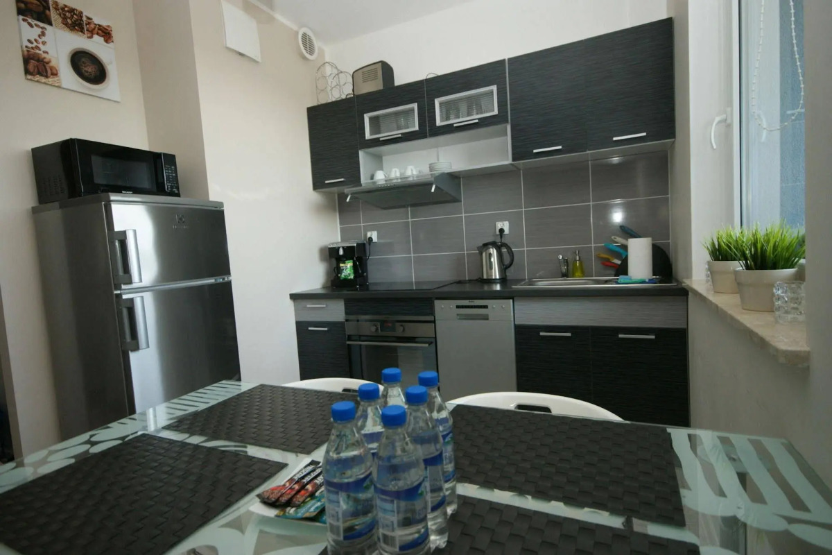 IRS ROYAL APARTMENTS - IRS Aviator