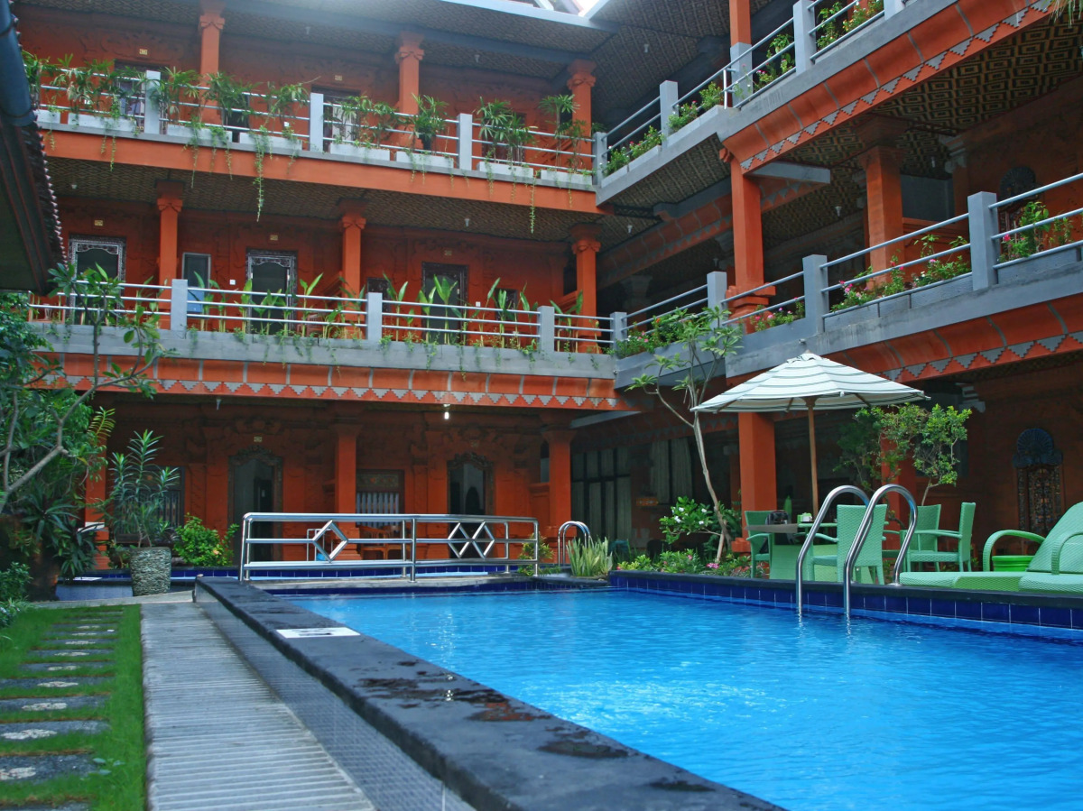 Hotel Lumbung Sari Legian