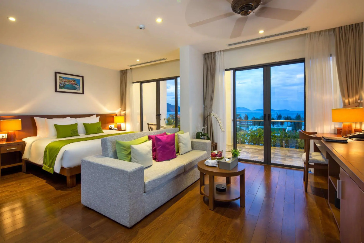 Cam Ranh Riviera Beach Resort & Spa