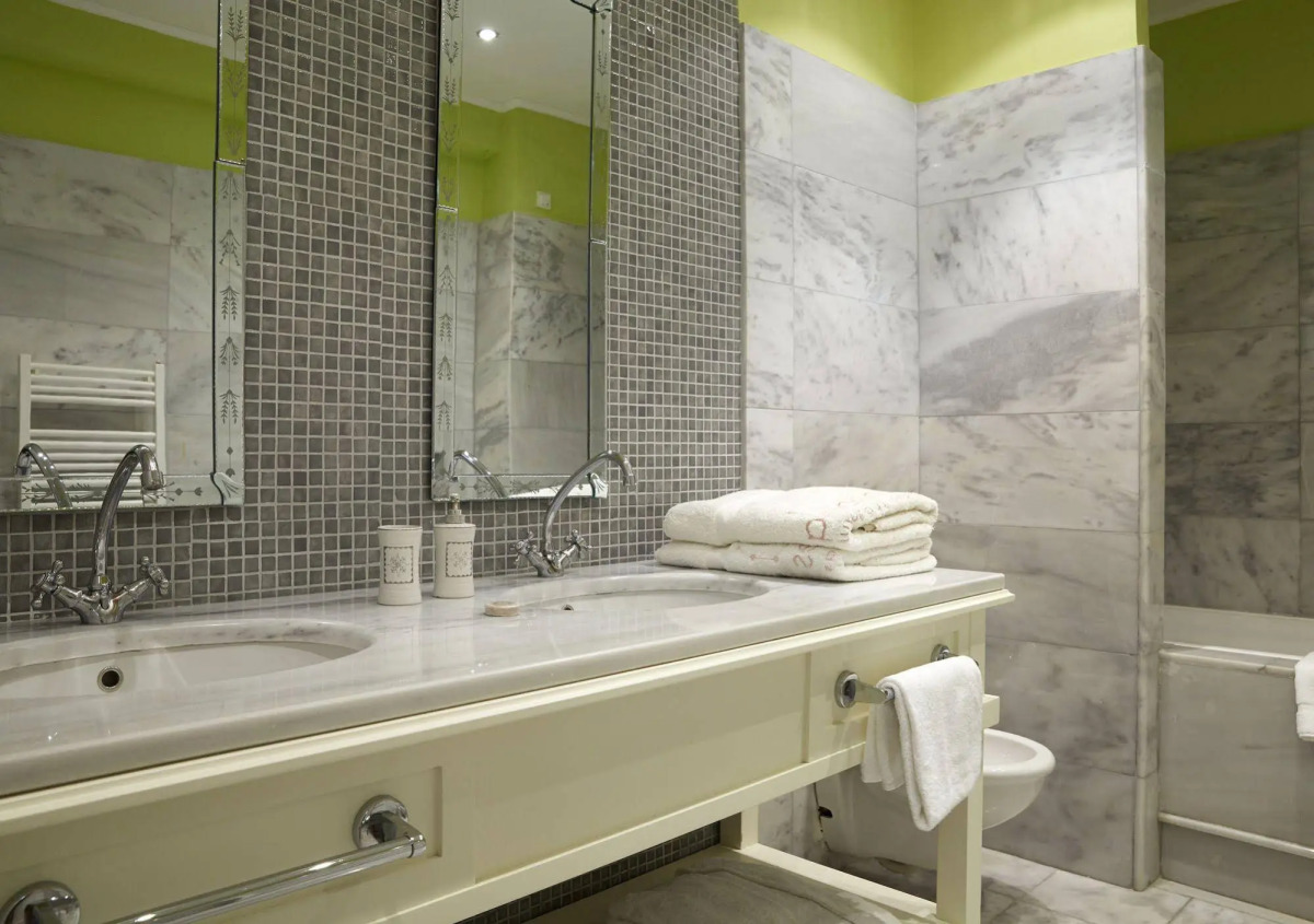 Treehouse Hotel London