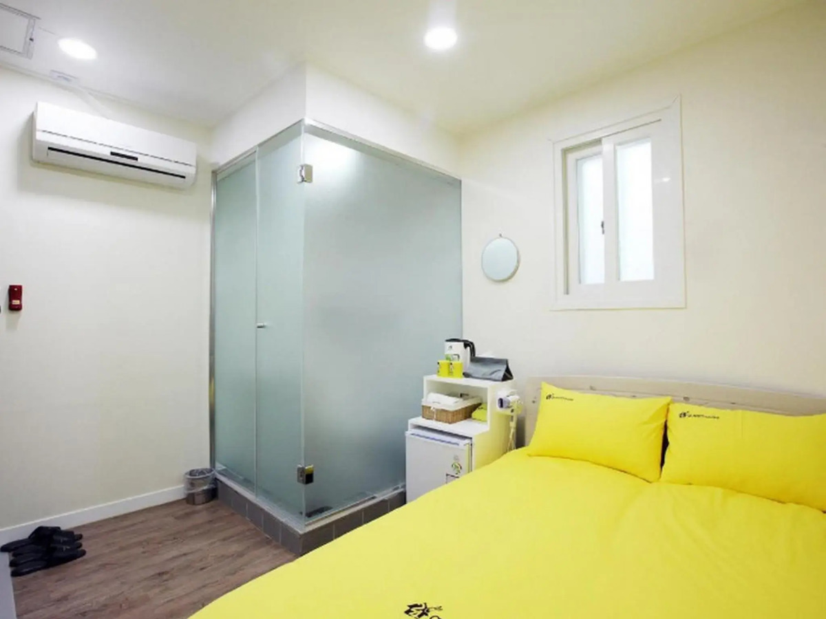 24 Guesthouse Myeongdong Avenue