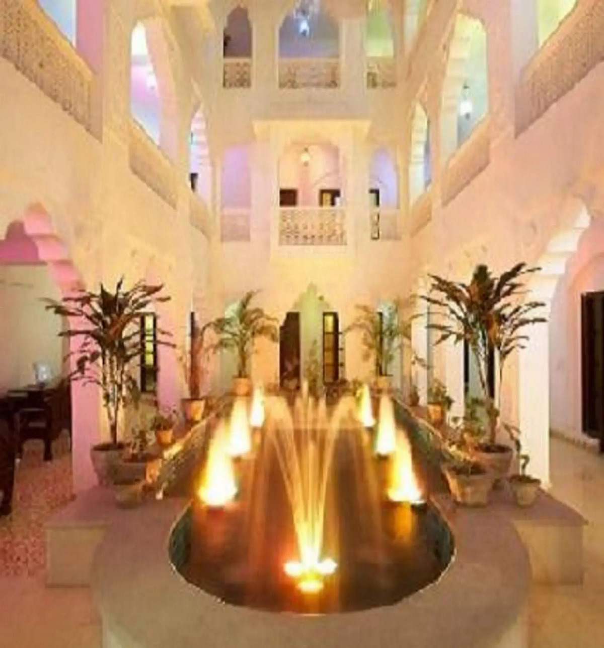 Jyoti Mahal A Royal Heritage Hotel - 5 Mins from New Delhi Railway station & 2Mins From Metro