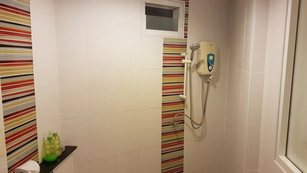 Green Harbor Hotel & Service Apartment