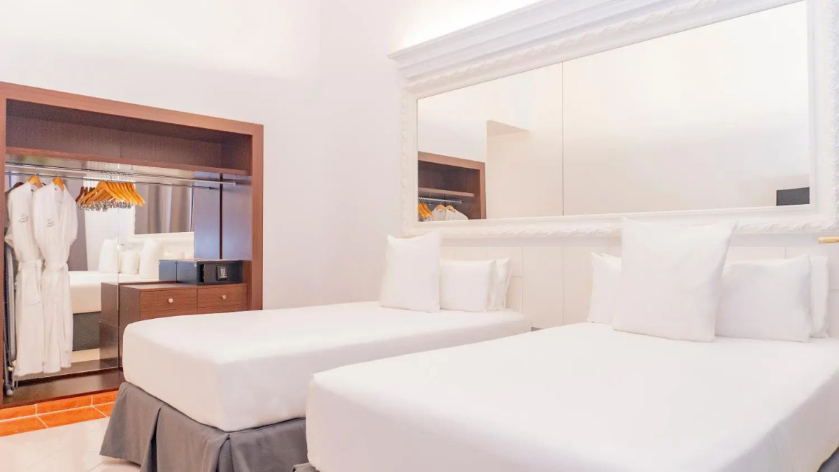 Telégrafo Axel Hotel La Habana