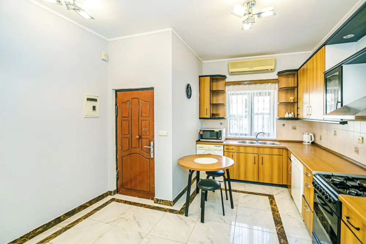 Azneft Garden Apartment