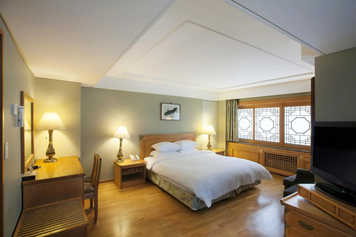 Commodore Hotel Busan