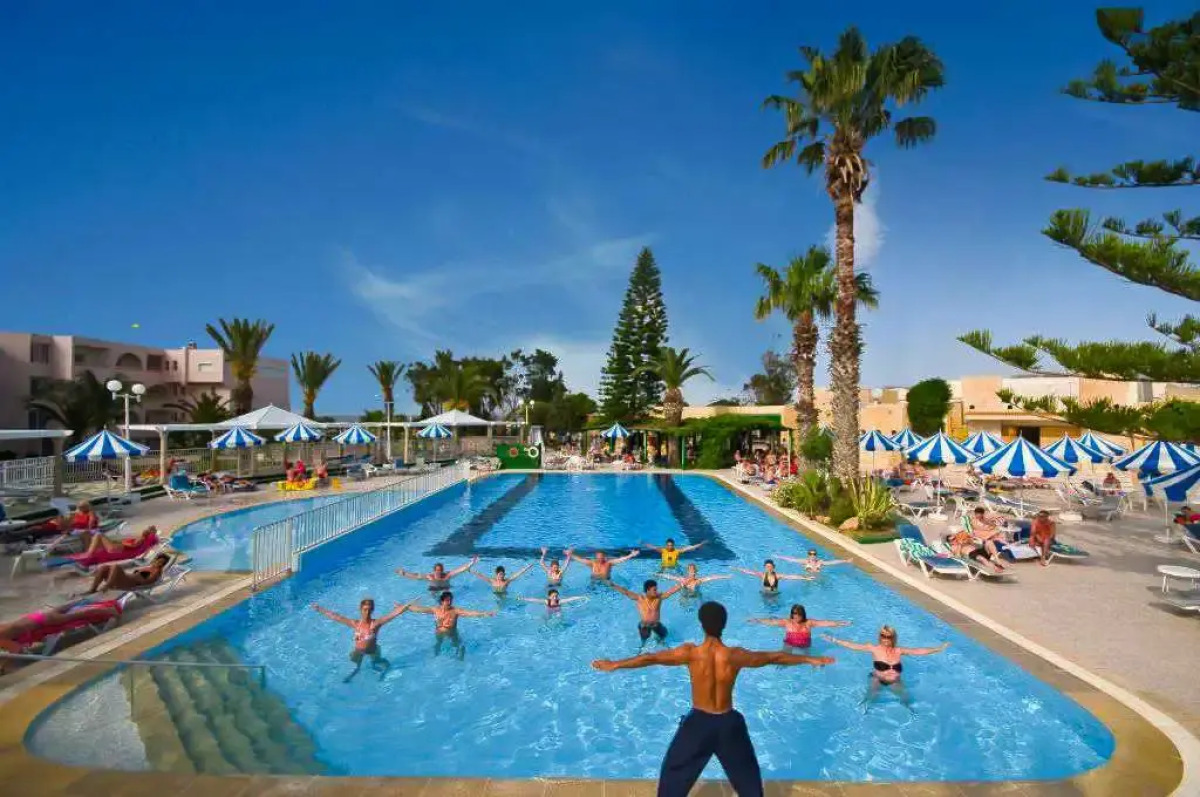 Abou Sofiane-Families & Couples Only