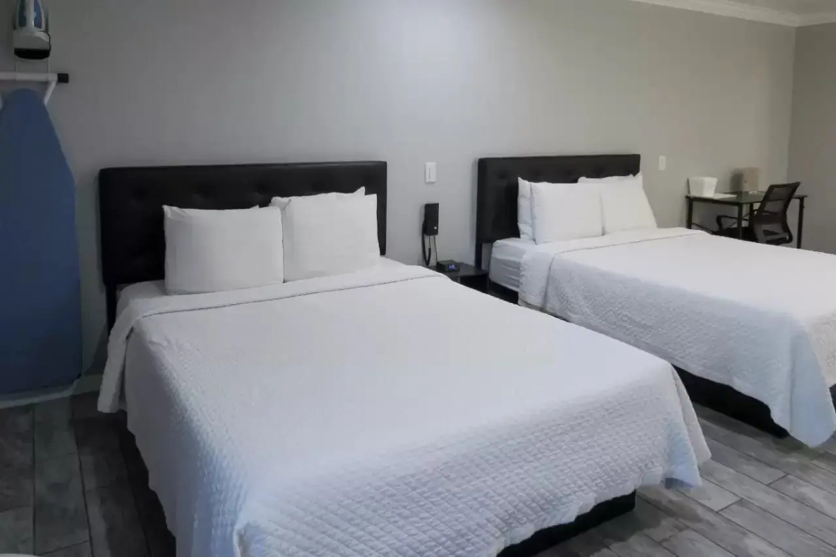 Capri Suites Anaheim